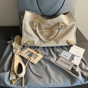 Balenciaga City Metallic Edge Leather Bag Medium in Light Beige